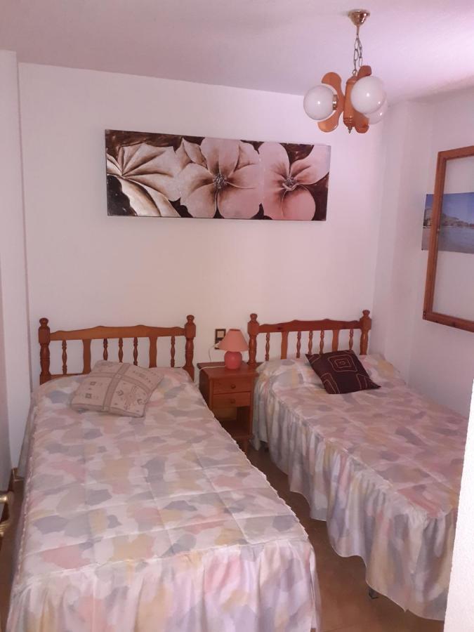 Apartamento Santa Pola, En Playa Del Tamarit Con Piscina. Eksteriør bilde