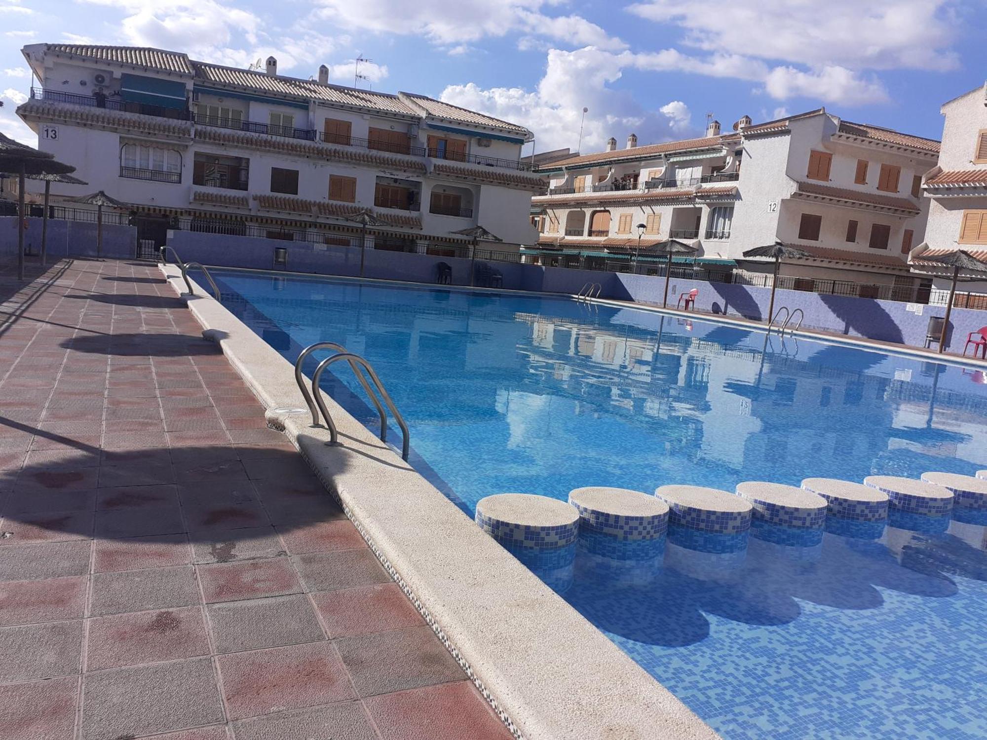 Apartamento Santa Pola, En Playa Del Tamarit Con Piscina. Eksteriør bilde